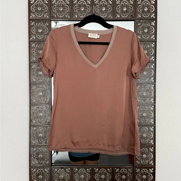 Nation LTD June Satin V-Neck Top - Picture 2 of 5